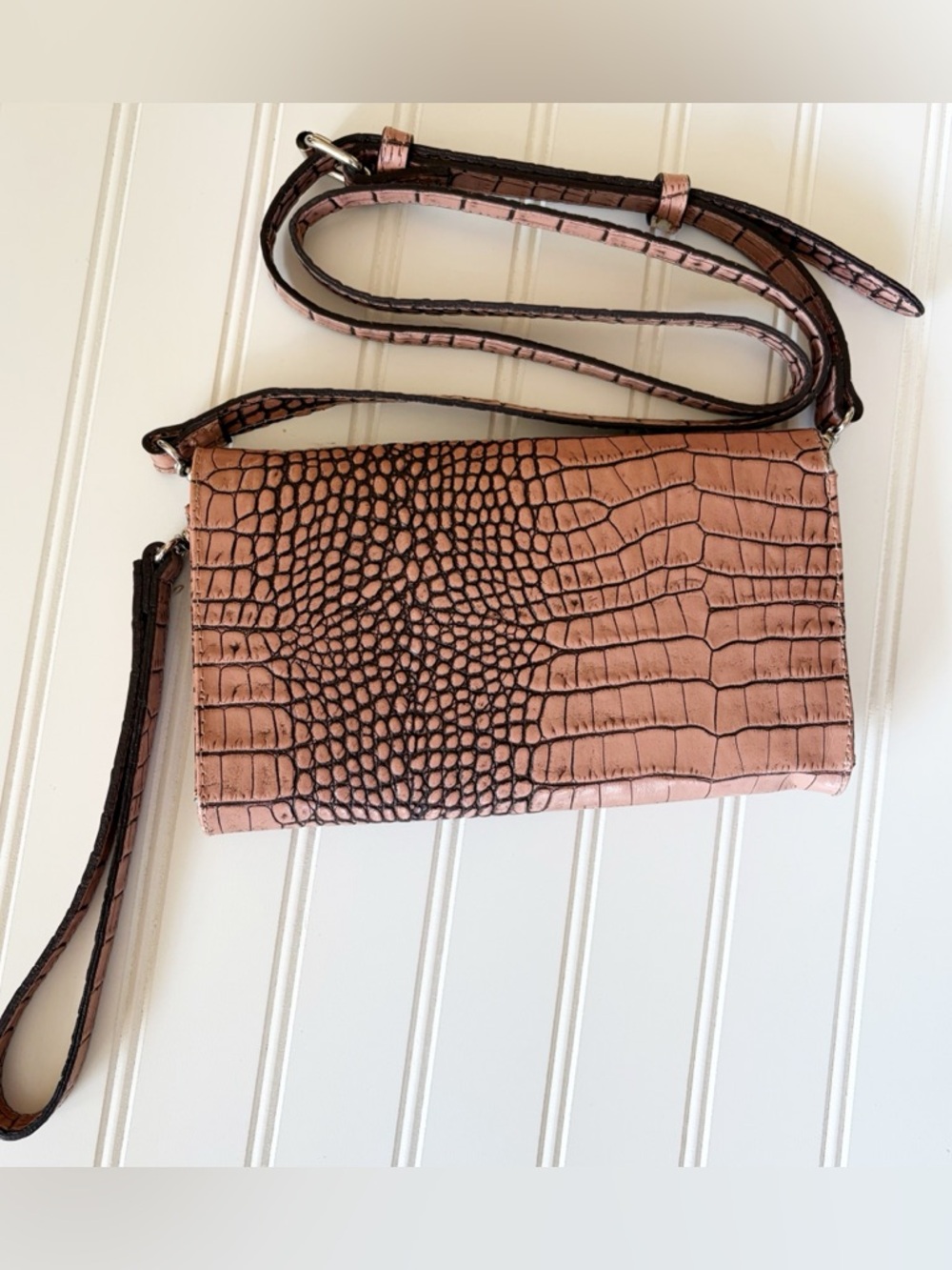 🔥🩷Freebird by Steven LOLA Pink Croc-Embossed Convertible Crossbody - Picture 2 of 4